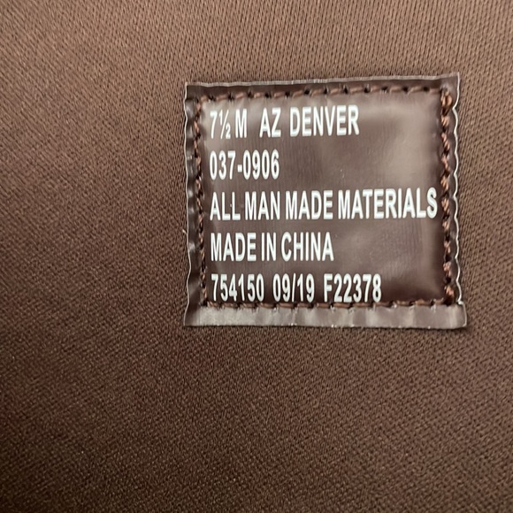 Women’s Boots - Picture 4 of 4